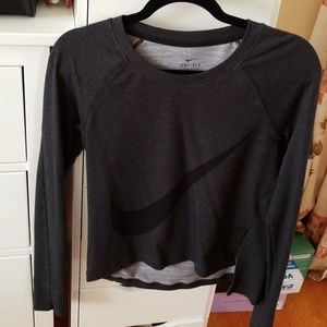 Nike high low dri fit top small